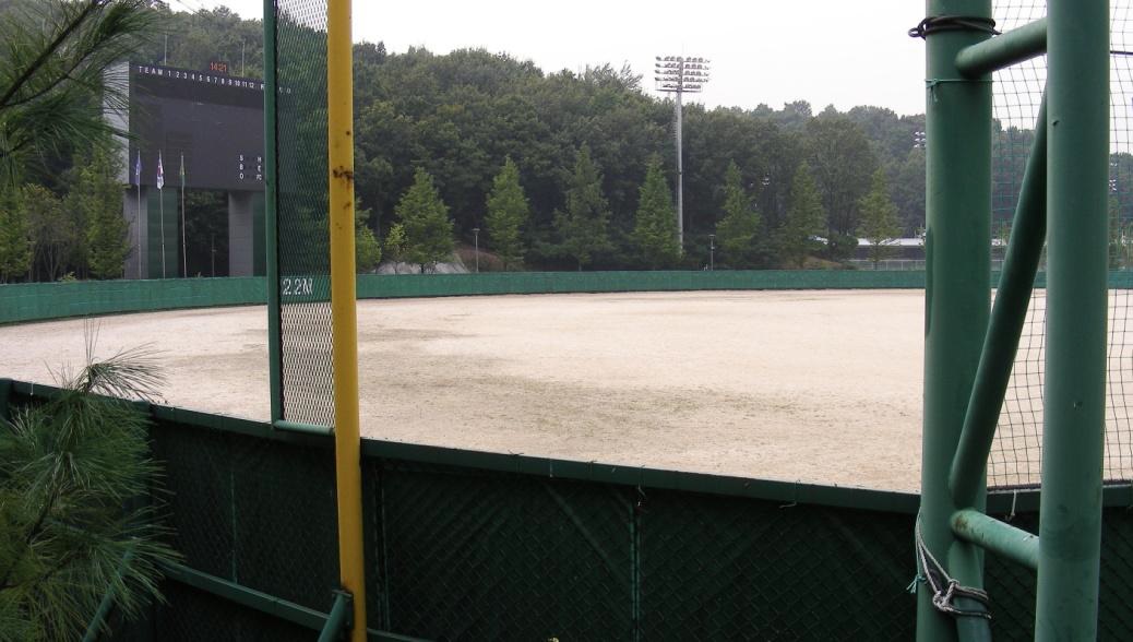 석수체육공원 야구장