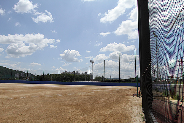 이천종합운동장 꿈의구장